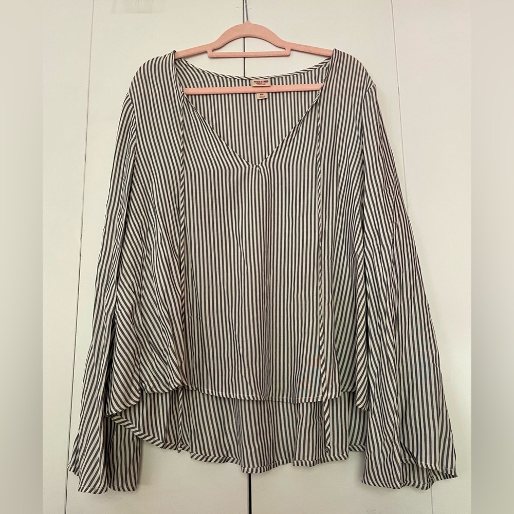 Mossimo Supply Co Blouse, Size XXL